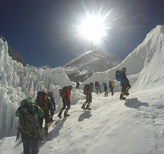 Mountaineering Team of the Indian Navy Scales Mount Everest