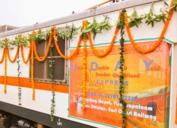 Visakhapatnam-Vijayawada Uday Express flagged off from the city