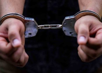 Two auto drivers held for assaulting and robbing passenger in Vizag