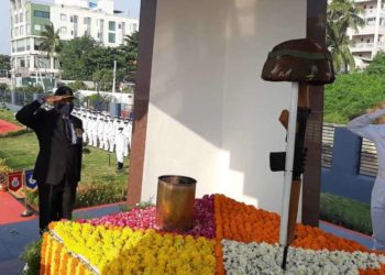 Navy Day in Visakhapatnam: Watch homage being paid at Victory at Sea War Memorial