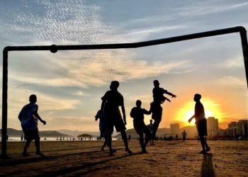 7 sports we love playing by the beaches in Vizag