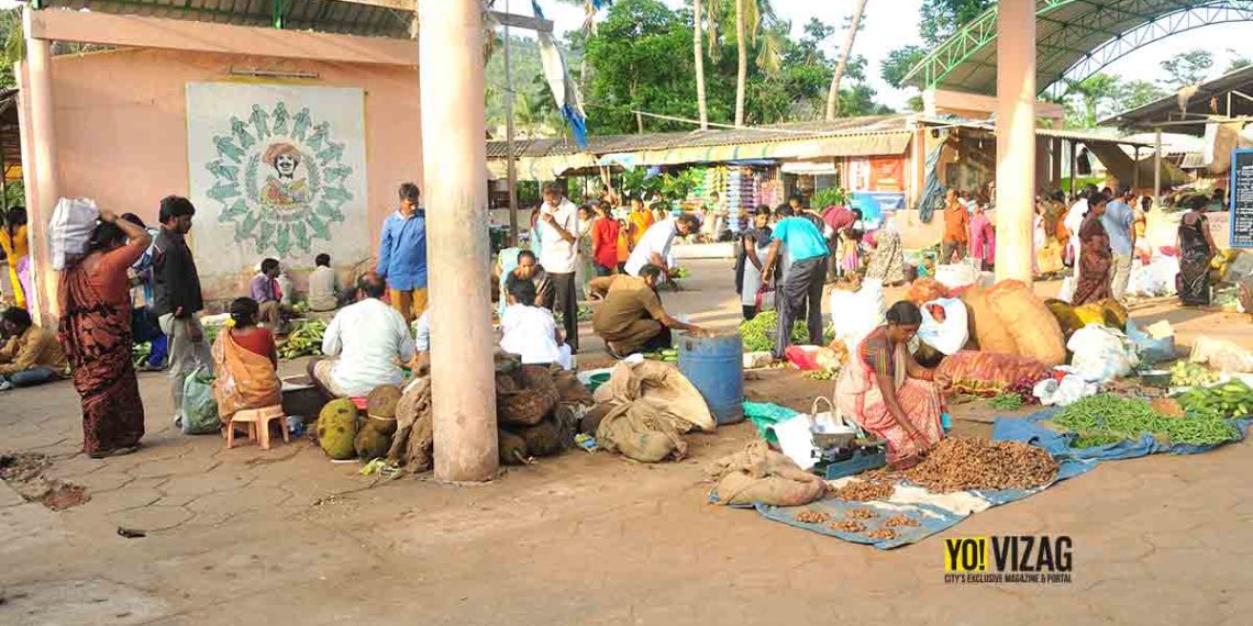 Rythu bazaars in Vizag to get a day off from next week