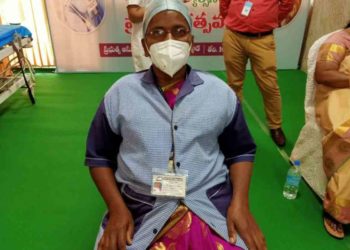 Sanitation worker becomes first person to receive Covid-19 vaccine shot in Andhra Pradesh