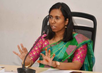 New GVMC Commissioner directs staff on arrangements for Vizag Municipal polls 2021