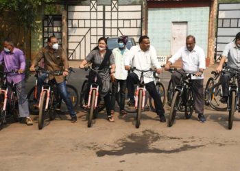 Visitors to Visakhapatnam zoo can now rent e-bikes