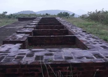 Visit Pavuralakonda in Vizag, the land of forgotten Buddhist relics