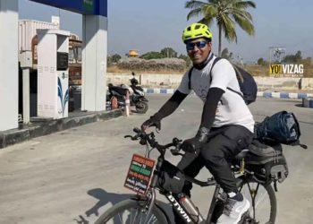 Meet Ramu, a YouTuber cycling against privatisation of Vizag Steel Plant