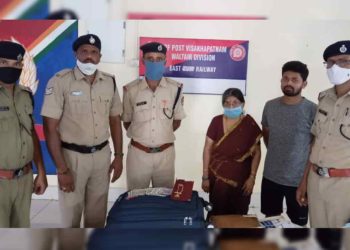 RPF team recovers lost baggage at Visakhapatnam railway station