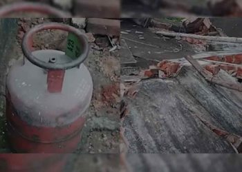 1 dead in a LPG cylinder explosion at Sriharipuram, Visakhapatnam