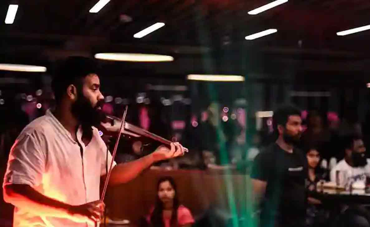 Ditch the EDM's, live music is the new trend in Visakhapatnam