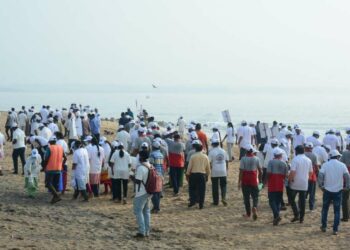 6 tonnes of plastic collected in Swatchhta Beach Clean-up in Vizag