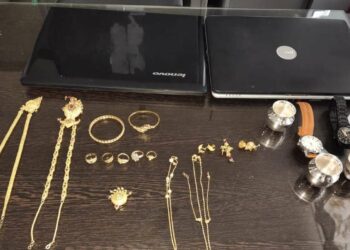 Robbery in Visakhapatnam: 14 tulas gold & 250 gms silver recovered