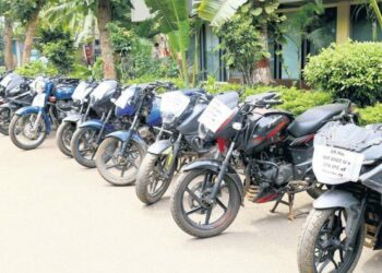 Bike robbery gang involved in ganja smuggling arrested in Visakhapatnam