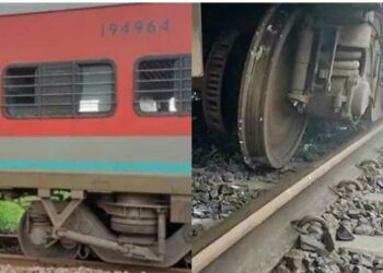 Four coaches of Visakhapatnam-Kirandul passenger train derails in Odisha