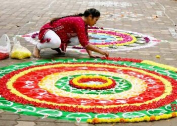 Try these simple Sankranti rangoli designs for a colourful festive season