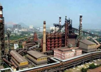 Visakhapatnam Steel Plant privatisation issues comes in handy for BRS to gain foothold in AP