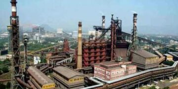 Visakhapatnam Steel Plant privatisation issues comes in handy for BRS to gain foothold in AP