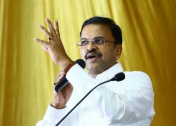 I will contest from Visakhapatnam, reiterates former CBI JD Lakshminarayana