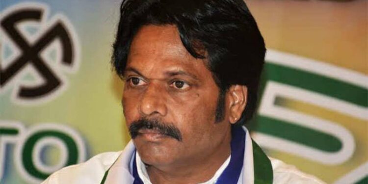 Son and wife of Visakhapatnam MP MVV Satyanarayana kidnapped