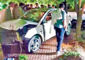 Visakhapatnam: Out-of-control car crashes into bike near Radisson Blu, three die in the accident