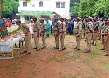 Visakhapatnam Zoo observes National Forest Martyrs Day