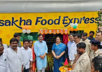 Unique coach restaurant to be open 24x7 at Visakhapatnam Railway Station