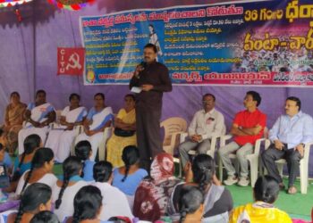 ASHA workers staged 36 hour protest in Visakhapatnam