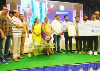 Eco Vizag awards: GVMC lauds Cleanest wards in the city