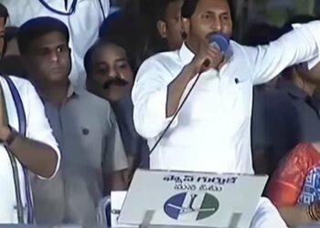 Jagan holds meeting in Gajuwaka, says he stopped VSP privatisation