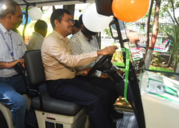 KGH gets five battery operated cars from RINL