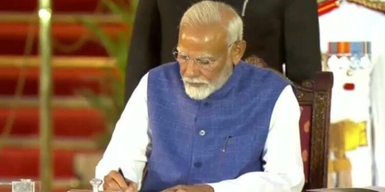 Modi takes oath as Prime Minister for 3rd term at swearing in ceremony