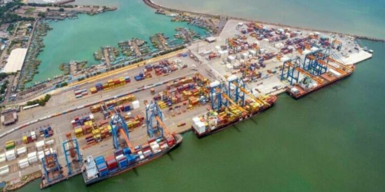 Shipment Ministry to develop area around Visakhapatnam port