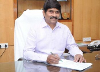 AU V-C Prasada Reddy, Registrar Stephen hand in resignation