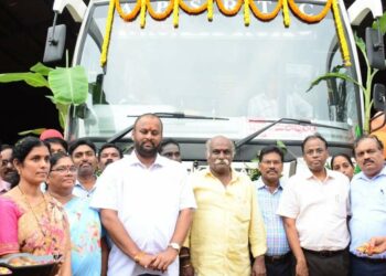 RTC launches three more super luxury inter-district services from Vizag