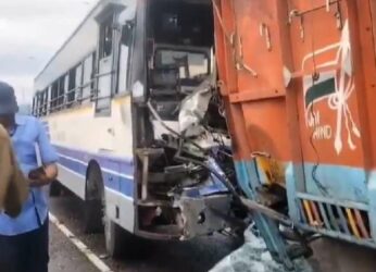 Visakhapatnam to Srikakulam APSRTC bus rams into lorry, ten injured
