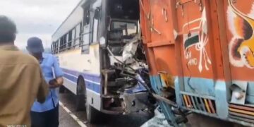 Visakhapatnam to Srikakulam APSRTC bus rams into lorry, ten injured