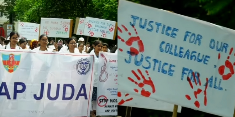 Visakhapatnam: Junior doctors march in protest against Kolkata doctor rape-murder case