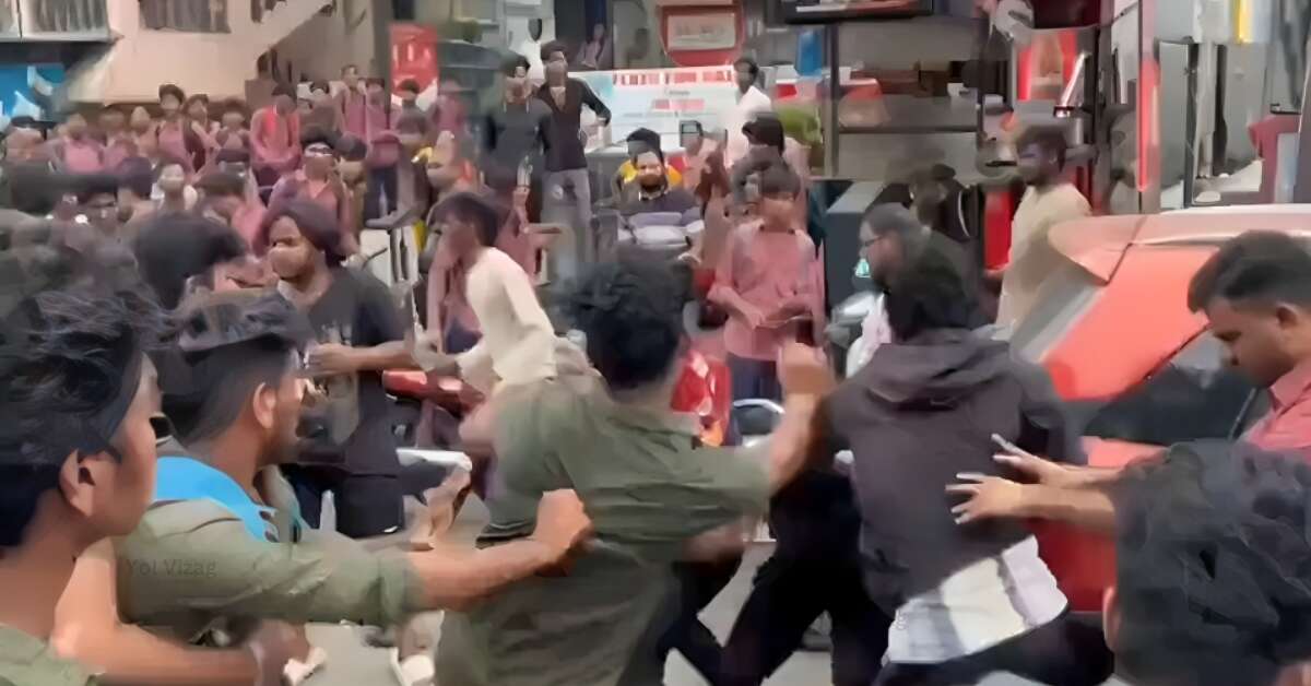 WATCH: College students get into violent fight in Visakhapatnam