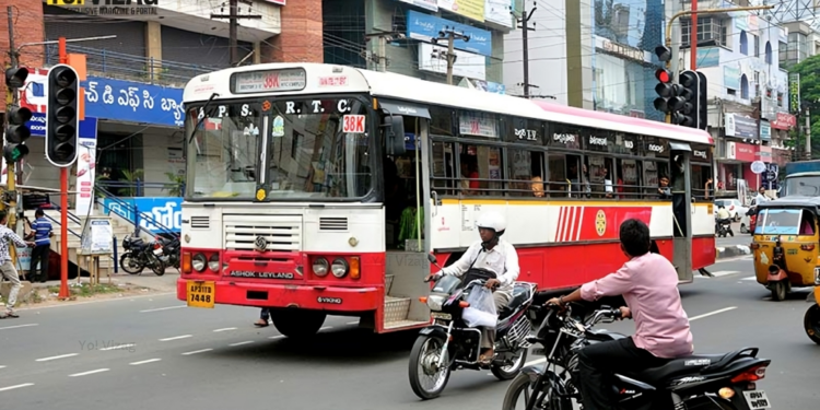 8 interesting types of people you can find in Visakhapatnam buses!