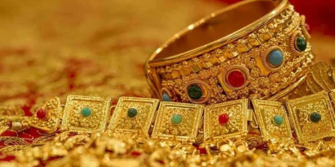 Offers for jewellery rain down for Sravanam in Visakhapatnam