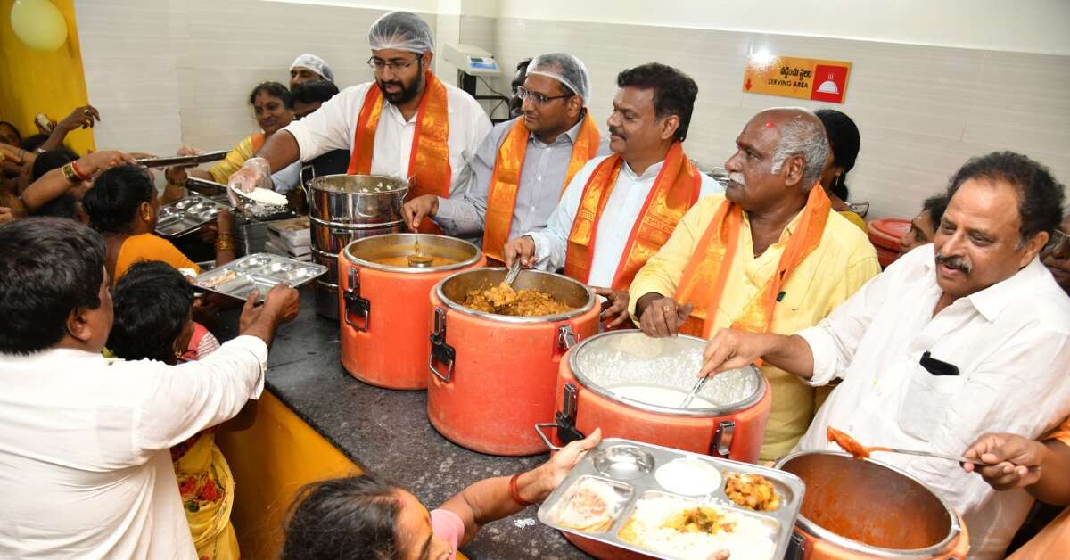 Anna Canteens are now reopened in Visakhapatnam