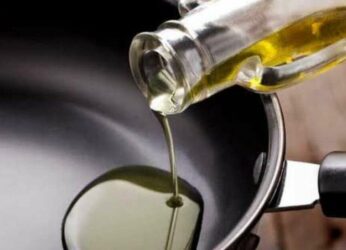 Shops to sell cooking oil at reduced rate till this month’s end