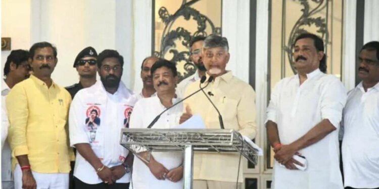 Chandrababu Naidu lashes on Jagan Mohan Reddy in Visakhapatnam