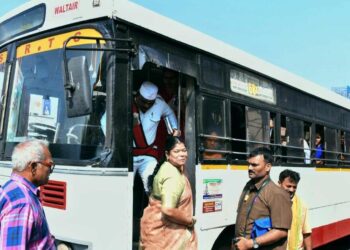 Pollution control in Visakhapatnam: Mayor uses public transport