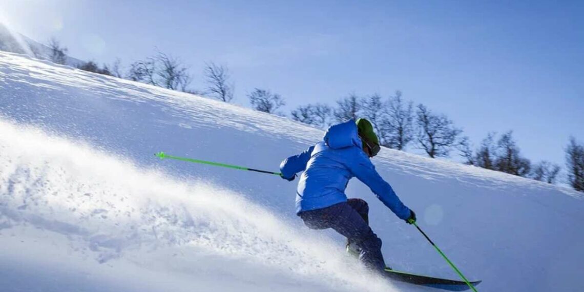 Plan a trip from Vizag to these 5 skiing destinations in India this winter