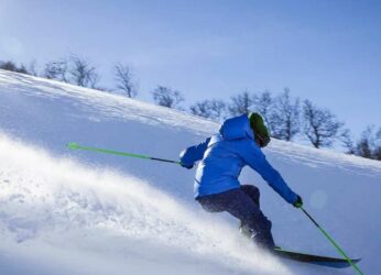 Plan a trip from Vizag to these 5 skiing destinations in India this winter