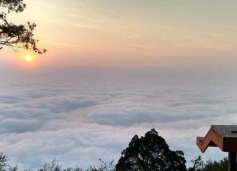 Plan a trip from Visakhapatnam to these places to literally touch the clouds!