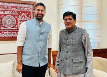 Vizag MP meets Union Minister, discusses steps for industrial growth in AP