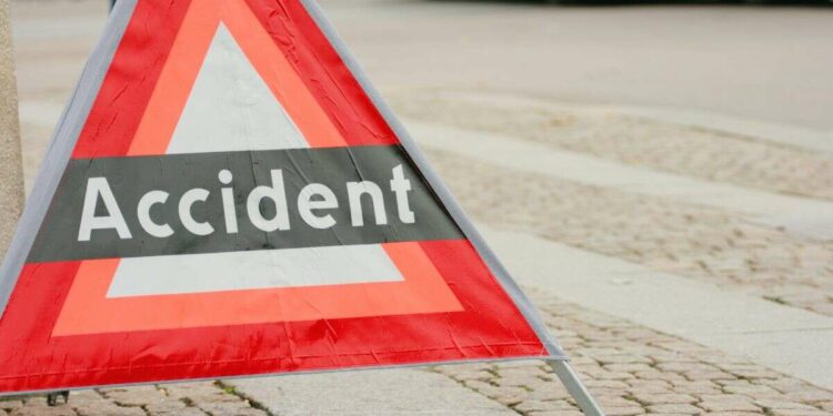 Couple dies in road accident at Aganampudi in Visakhapatnam